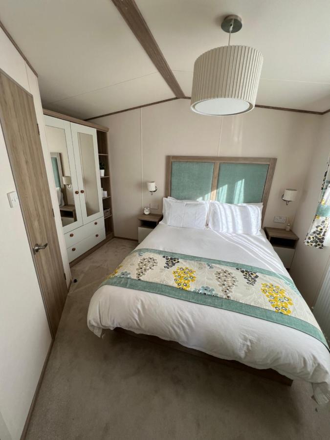 Anchors Rest - Family Caravan - Haven Lytchett Minster ภายนอก รูปภาพ